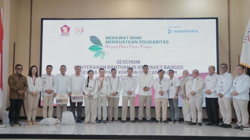 Didampingi Gubernur Sumut, Bunda Yin  Serahkan Bantuan Gerindra untuk Korban Banjir