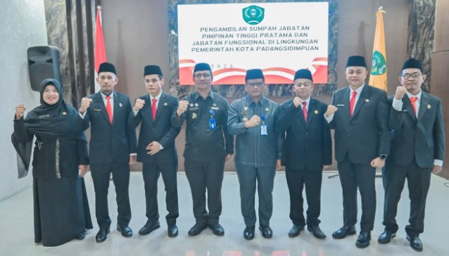 Wali Kota Padangsidimpuan Tetapkan Pengangkatan Empat Pejabat Pimpinan Tinggi Pratama