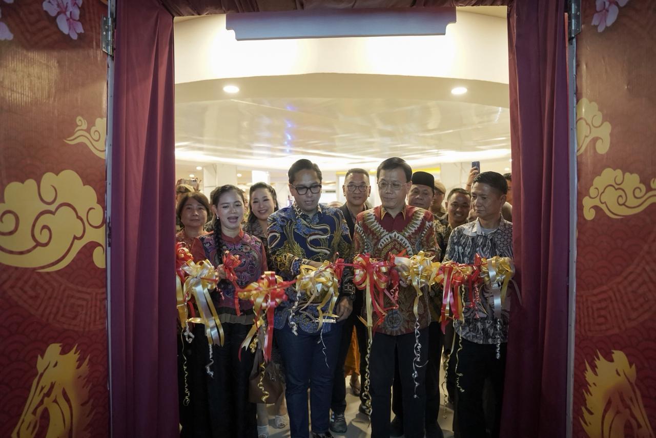 Imlek Fair 2026 Resmi Dibuka di Mall Center Point Medan, Bunda Yin dan Wali Kota Rico Waas Hadir Meriahkan Perayaan