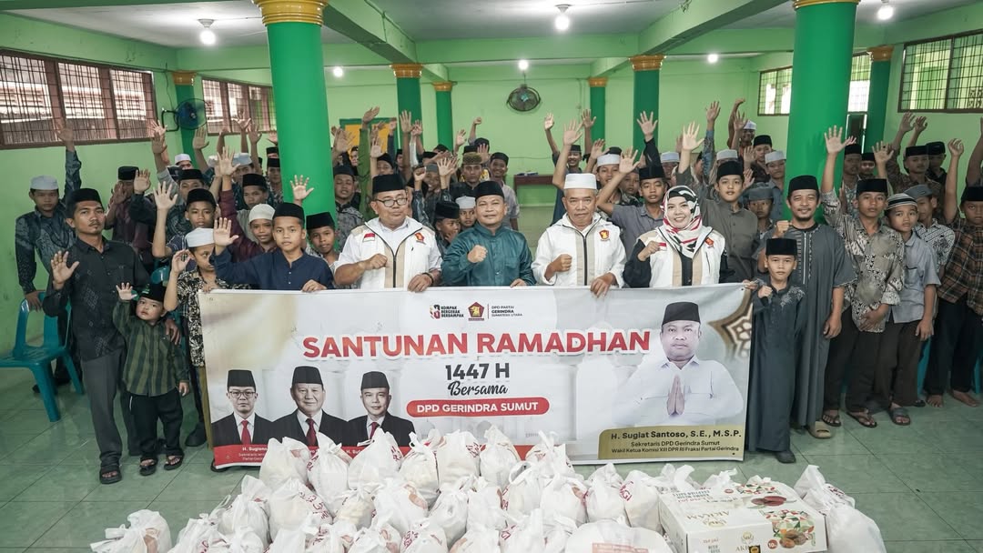 Sugiat Santoso Pimpin Aksi Sosial Gerindra Sumut, Anak Panti Asuhan Terima Bantuan