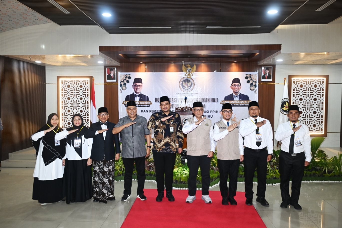 Konsolidasi Kesiapan Haji 2026, Gubernur Bobby Nasution Minta Petugas Fokus Pelayanan Optimal