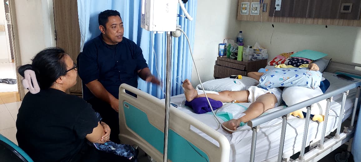 Peduli Kemanusiaan, Bunda Yin Gerakkan Media Indonesia Raya Tindaklanjuti Kasus Anak Lumpuh