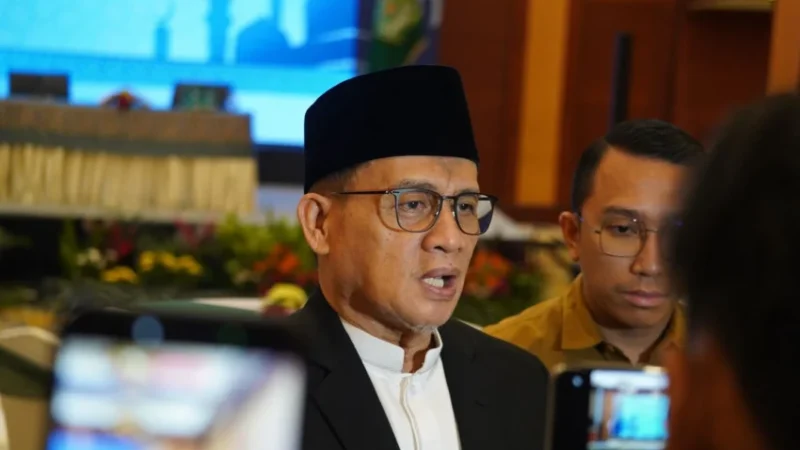 Wamenag Tekankan Harmoni Ramadhan, Larang Aksi Sweeping Tempat Makan