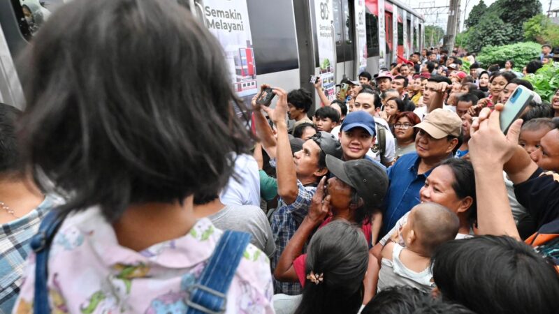 Aksi Nyamar Presiden Prabowo Subianto di Senen Bikin Warga Kaget, Program Hunian Layak Disiapkan