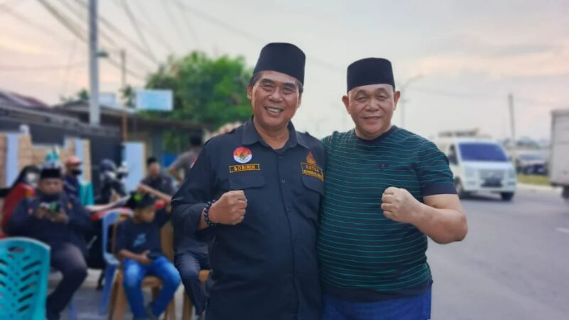 Muhammad Dahnil Ginting Bersama PANDAWA Deli Serdang Berbagi Takjil dan Buka Puasa di Bulan Ramadhan