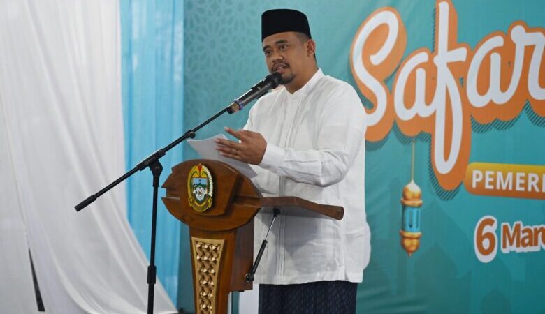 Safari Ramadan di Pematangsiantar, Bobby Nasution Serahkan Hibah Rp350 Juta untuk Masjid Nurul Ikhwan