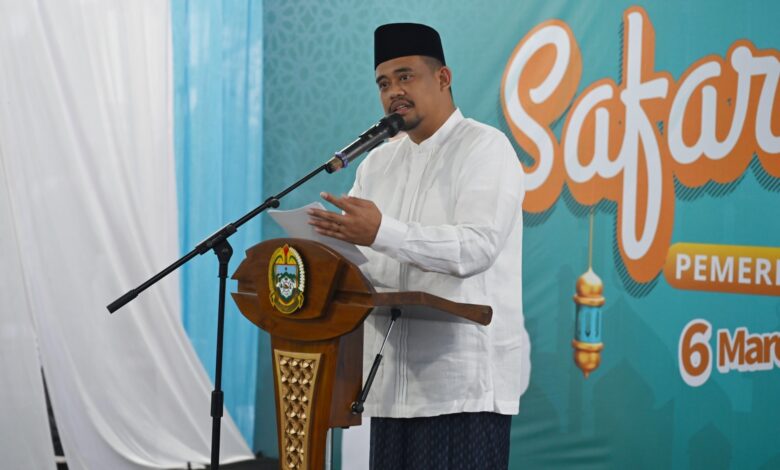 Safari Ramadan di Pematangsiantar, Bobby Nasution Serahkan Hibah Rp350 Juta untuk Masjid Nurul Ikhwan