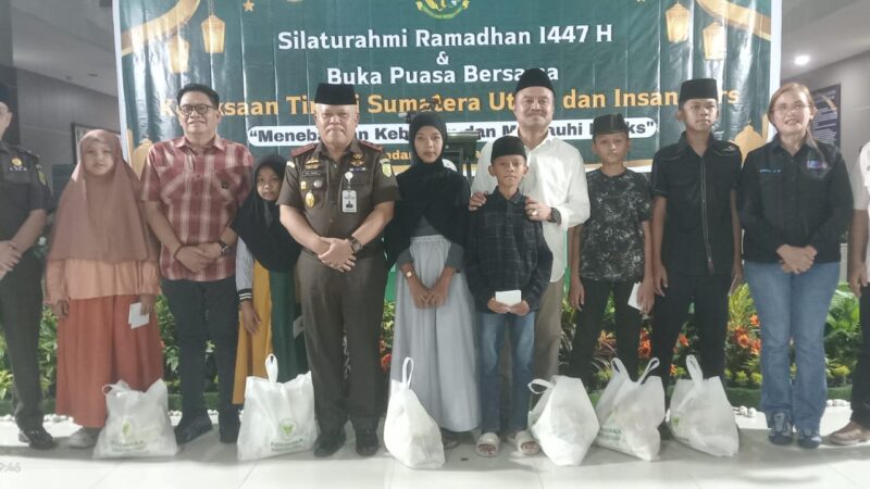 Buka Puasa Bersama Insan Pers, Kajatisu Ajak Media Tebar Kebaikan Perangi Berita Hoak