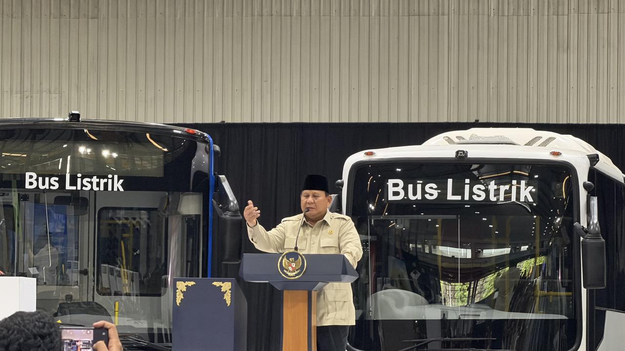 Presiden Prabowo Resmikan Pabrik Perakitan Kendaraan Listrik, Mensesneg: Transformasi Indonesia Menuju Energi Terbarukan