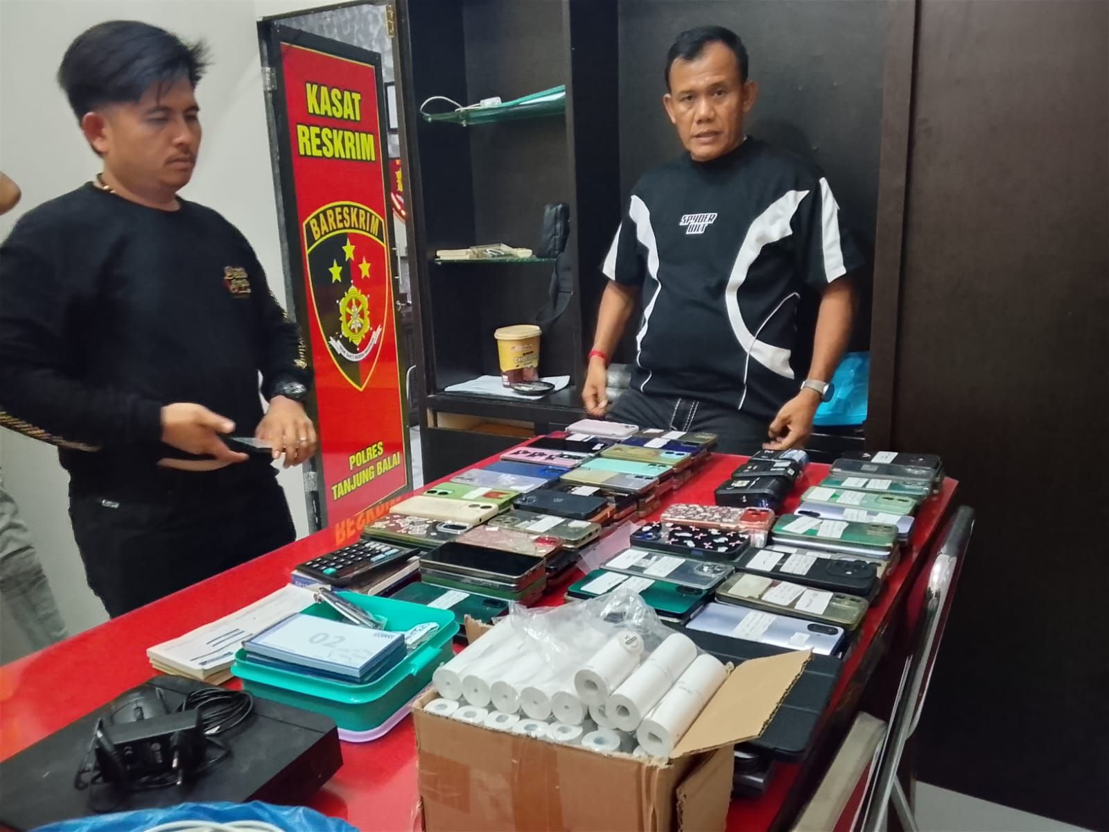 Markas Pemalsu Data Elektronik Digerebek, Polisi Tetapkan 16 Orang Jadi Tersangka