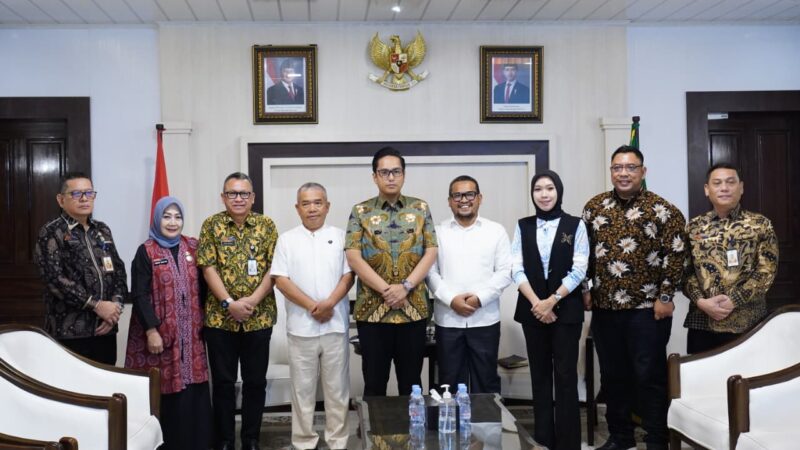 Rico Waas Terima Audiensi Media Indonesia Raya, Bahas Sinergi Informasi, MBG, dan Penanganan Sosial