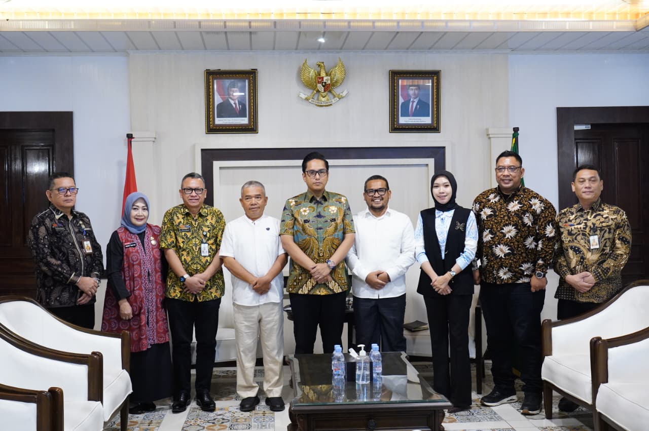 Rico Waas Terima Audiensi Media Indonesia Raya, Bahas Sinergi Informasi, MBG, dan Penanganan Sosial