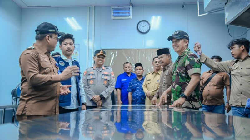 Orang Tua Siswa di Padangsidimpuan Harap Presiden Prabowo Pertahankan MBG