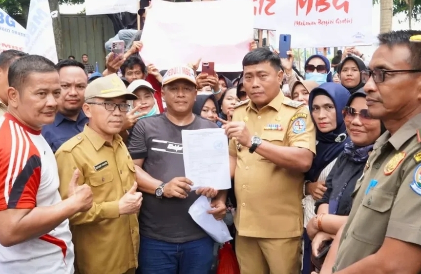 Wabup Deli Serdang Lom Lom Suwondo Terima Aspirasi Forum Masyarakat Peduli MBG, Program Dukung Makan Bergizi Gratis Terus Berlanjut