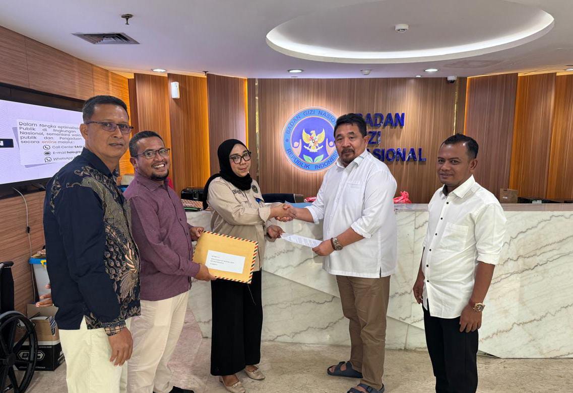 Haji Suratman Antar Langsung Petisi Rakyat Sumut Untuk Presiden Prabowo ke BGN RI