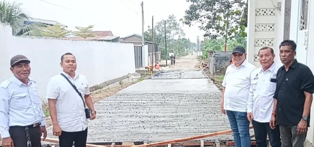 Muhammad Dahnil Ginting Apresiasi Realisasi Pengaspalan Jalan di Dusun II Laut Dendang