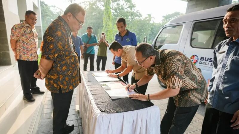 Disdik Deli Serdang Sumbang Bus Perpustakaan Keliling untuk Perkuat Layanan Pendidikan