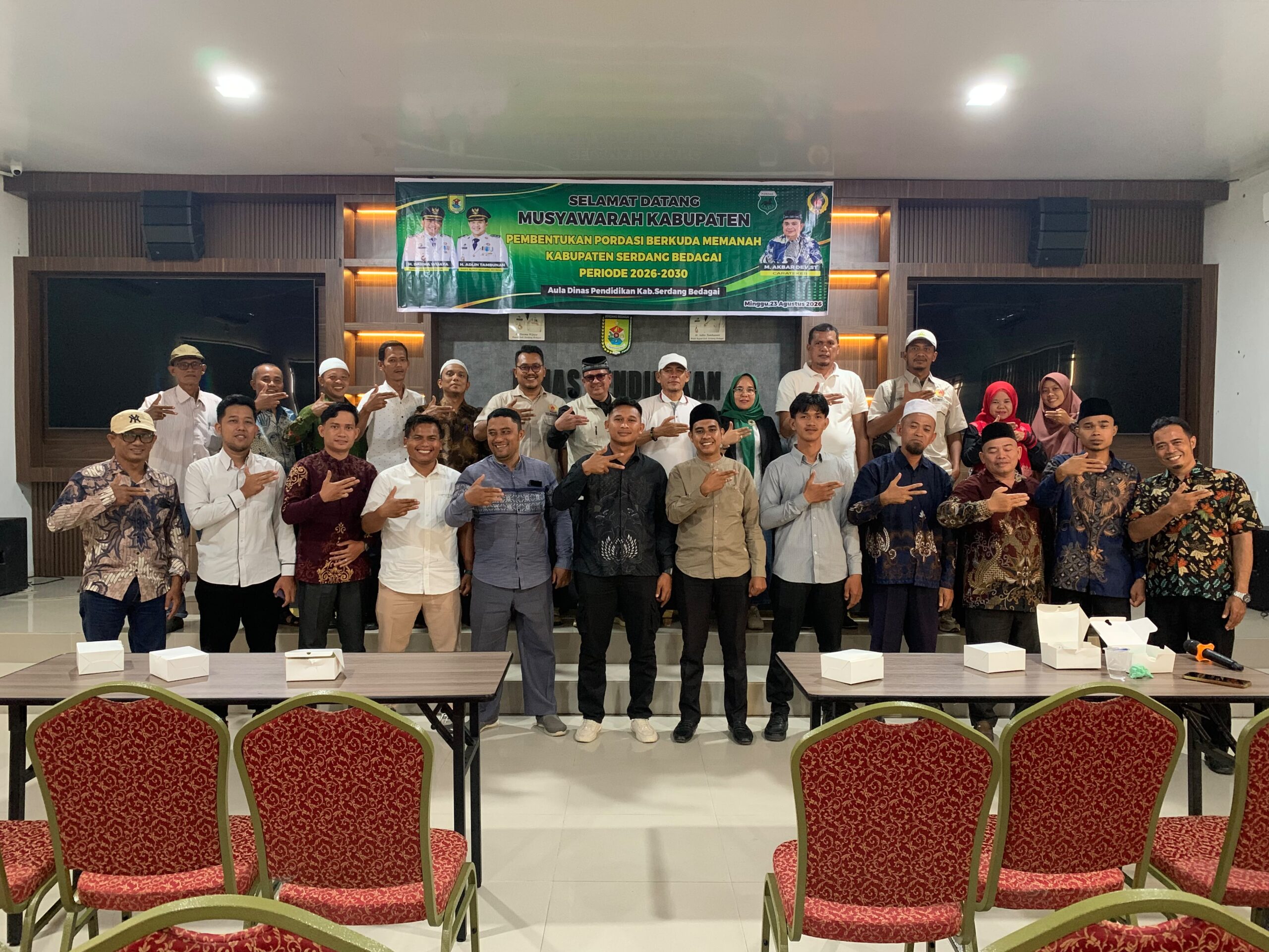 M Akbar Dev ST Terpilih Aklamasi Sebagai Ketua Pordasi Berkuda Memanah Sergai