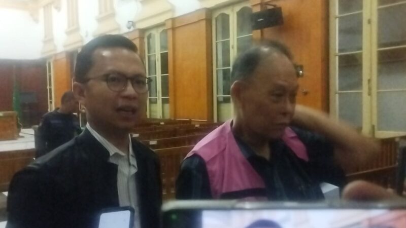 Terdakwa Korupsi Penjualan Aluminium Inalum Dituntut 8-16,5 Tahun Penjara