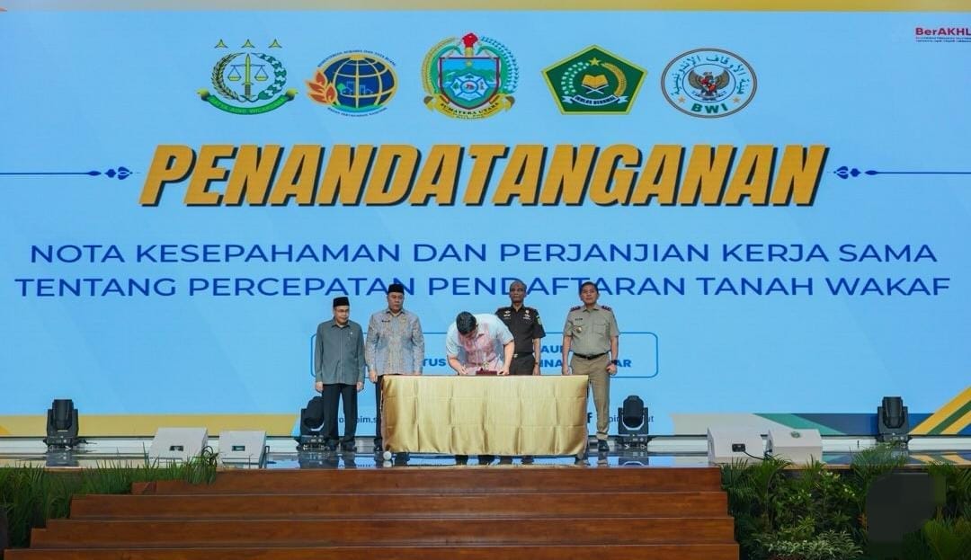 Bobby Nasution Teken MoU Percepatan Sertifikasi Tanah Wakaf, Siap Jadi Ayah Asuh Nazhir Wakaf