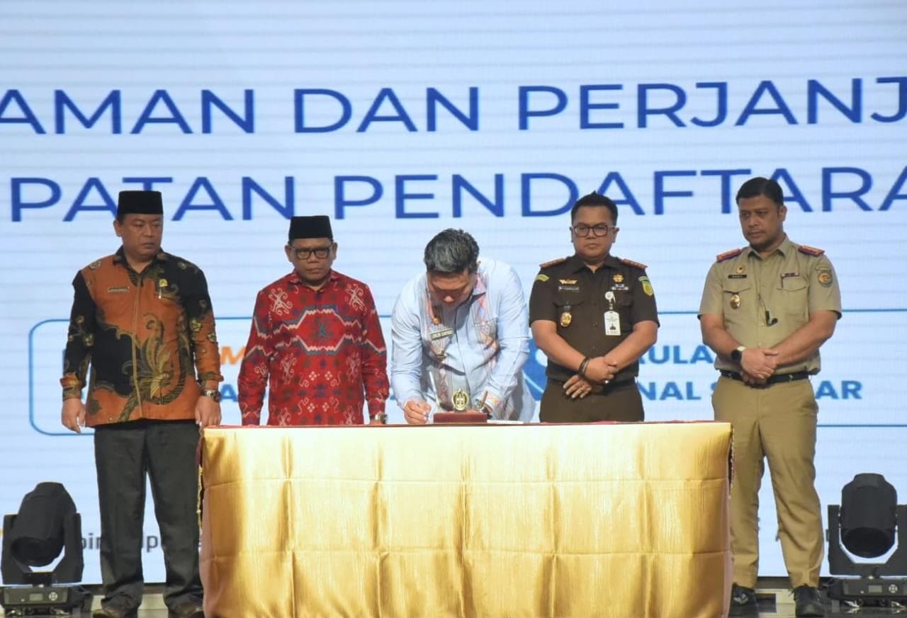 Wakil Bupati Deli Serdang Tandatangani Percepatan Sertifikasi Tanah Wakaf