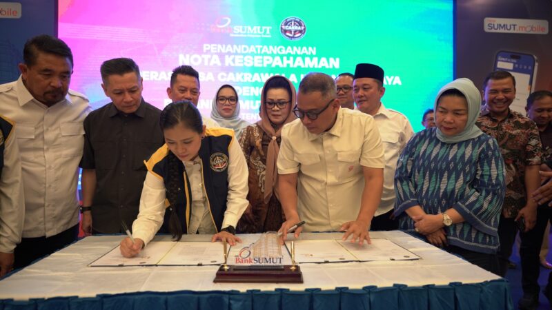 Bunda Yin Ajak Semua Anggota Koperasi Jasa CAKRA Menjadi Nasabah Bank Sumut