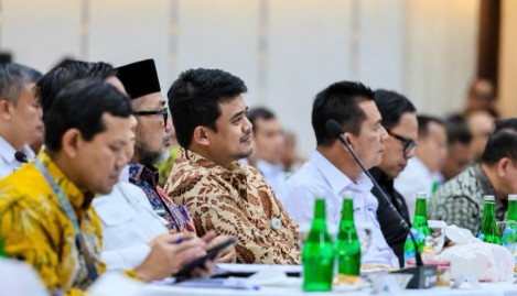Bobby Nasution Hadiri Rakor Kepala Daerah dan Forkopimda Regional Sumatera di Batam