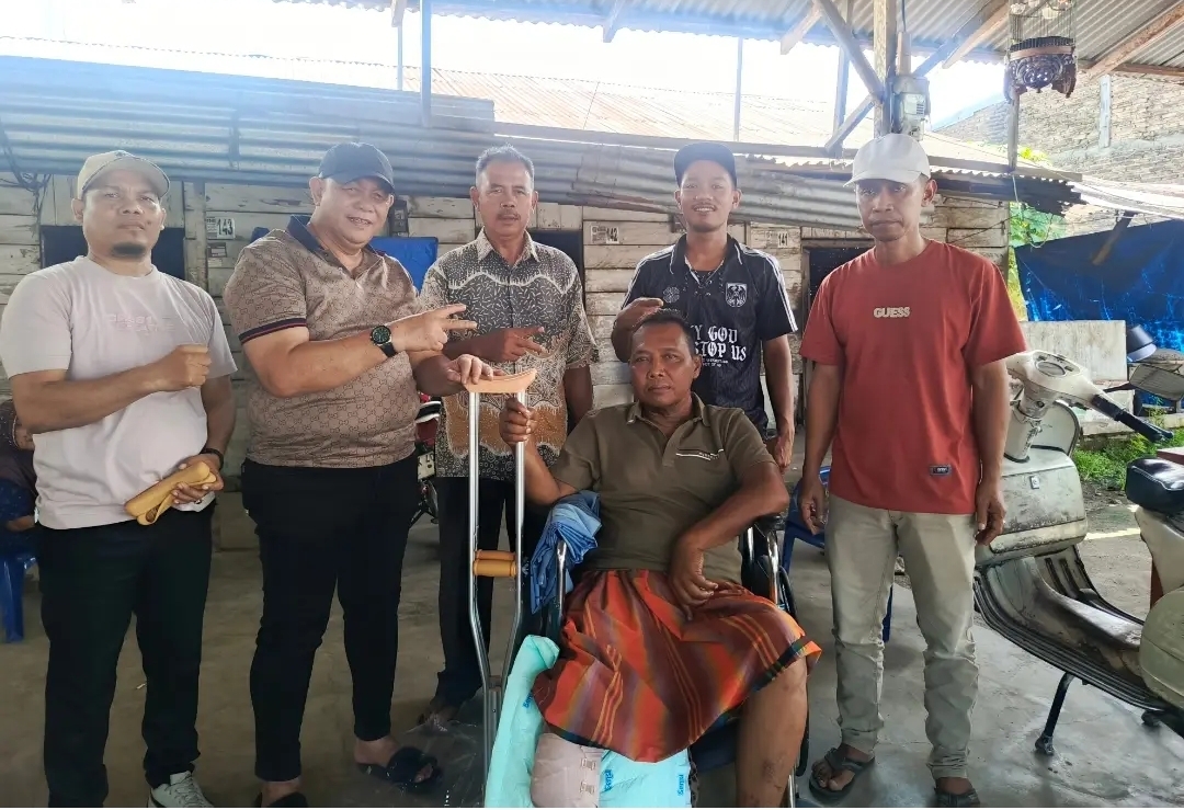 Semangat Kemerdekaan, Muhammad Dahnil Ginting Beri Dukungan kepada Warga yang Kehilangan Kaki Akibat Diabetes