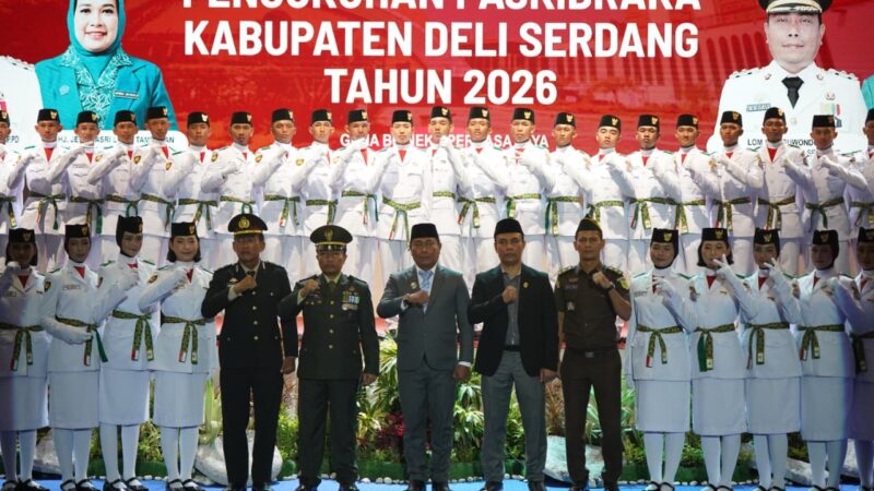 Wakil Bupati Kukuhkan 45 Paskibraka Kabupaten Deli Serdang