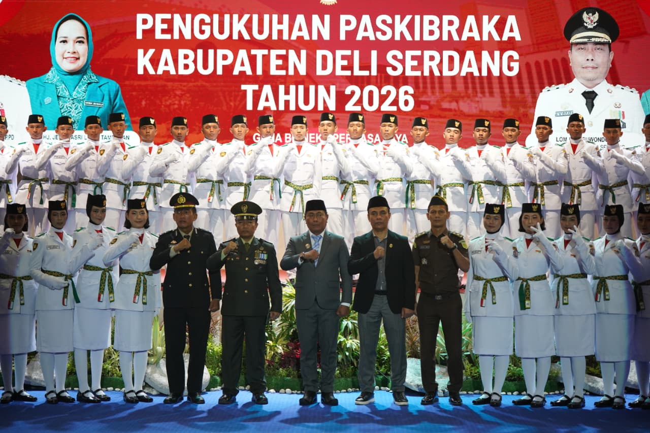 Wakil Bupati Kukuhkan 45 Paskibraka Kabupaten Deli Serdang