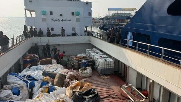 Total 2,6 Ton Narkotika Cair di Kapal MV Ocean Porter Disita BNN