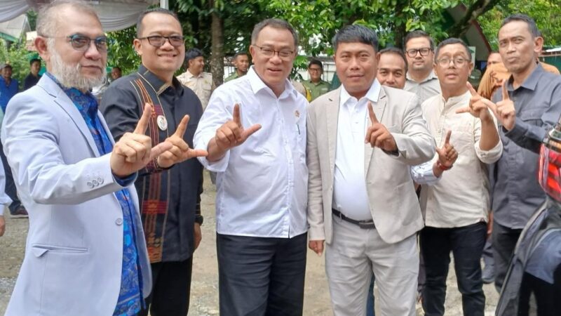 Wakil Bupati Deli Serdang Hadiri Penanaman Pohon Jati Merah di Kebun Percobaan Agroforestri UISU 