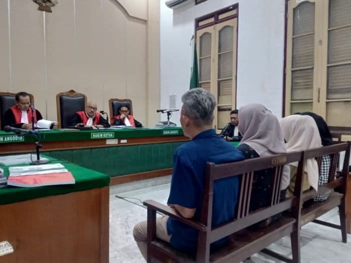 Hakim PN Medan Tunda Vonis Terdakwa Korupsi Dana Bos Tebing Tinggi