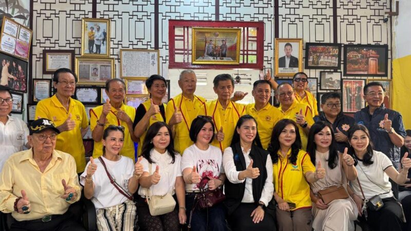 Bunda Yin Kunjungi Yayasan Lansia Merdeka Indonesia, Berbagi Makanan Bergizi untuk Lansia