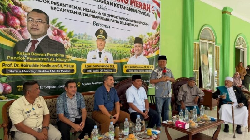Wakil Ketua Komisi XIII Hadiri Launching Tanam Bawang di Pesantren Al Hidayah Deli Serdang