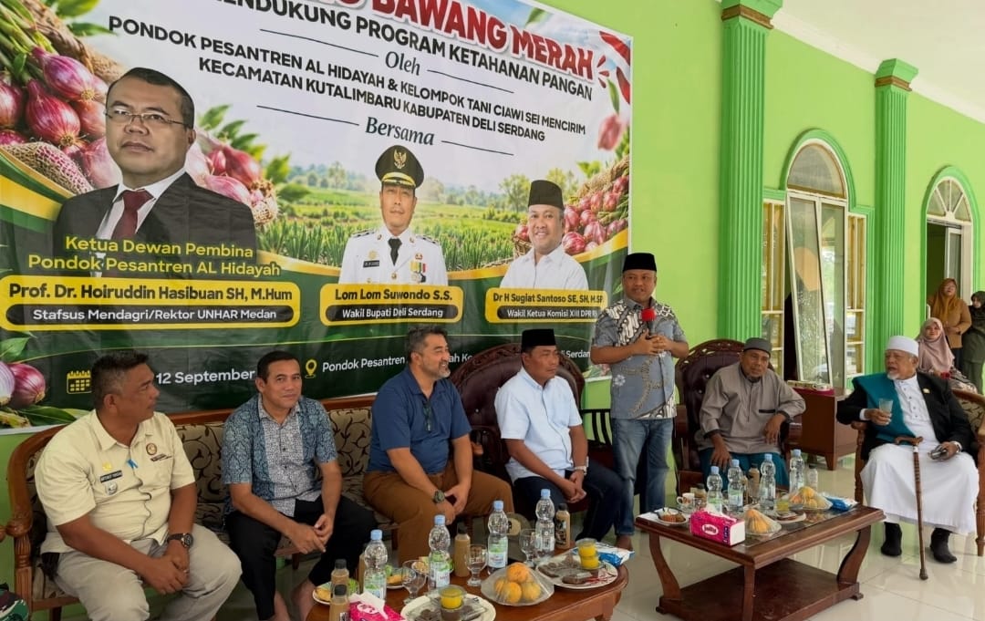 Wakil Ketua Komisi XIII Hadiri Launching Tanam Bawang di Pesantren Al Hidayah Deli Serdang