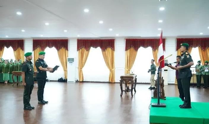 Pangdam I/BB Pimpin Sertijab Dandim 0201/Medan dan Tradisi Korps di Ruang Manunggal Lantai V Makodam I/BB