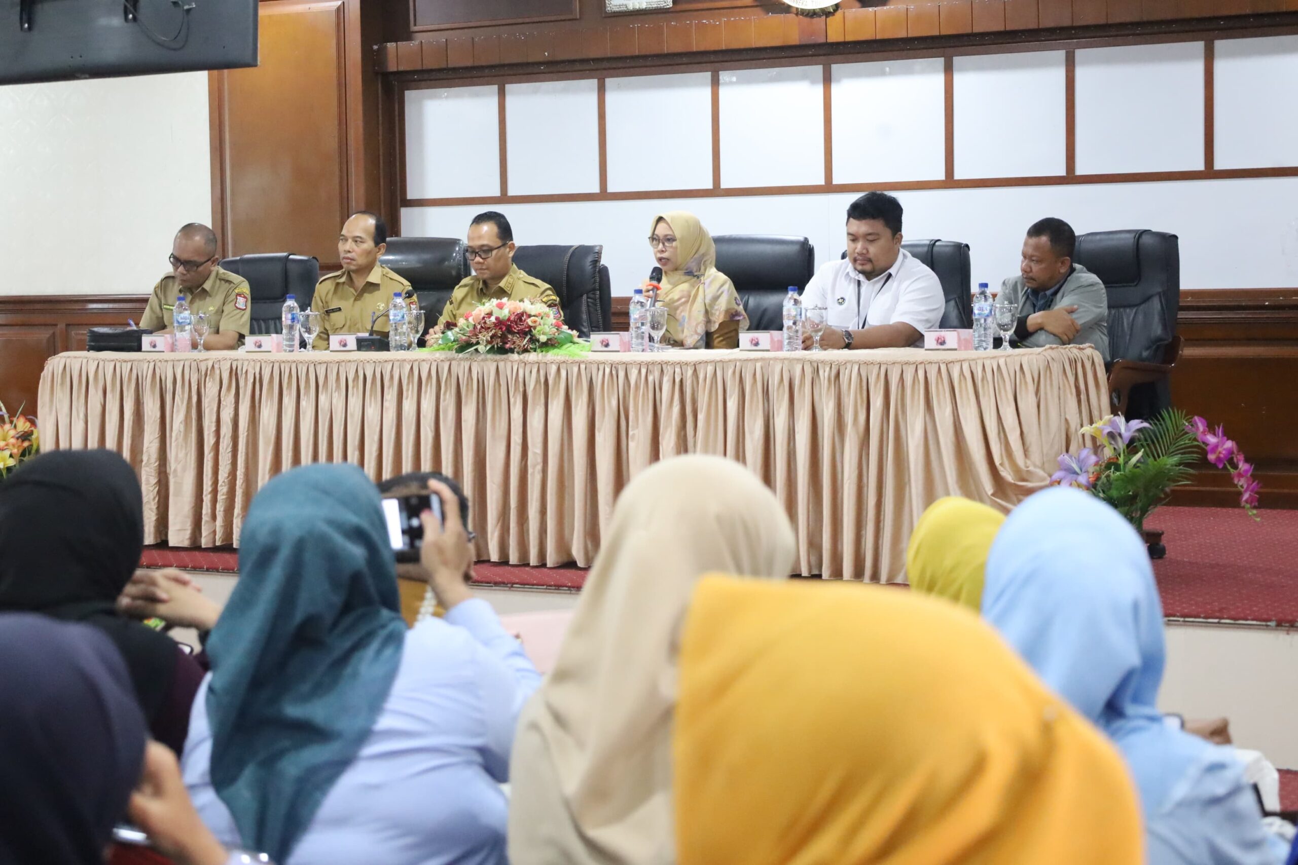Rakor Evaluasi MBG, Wakil Wali Kota Fadly Abdina Dorong Peningkatan Kualitas dan Sinergi SPPG Berjalan Optimal