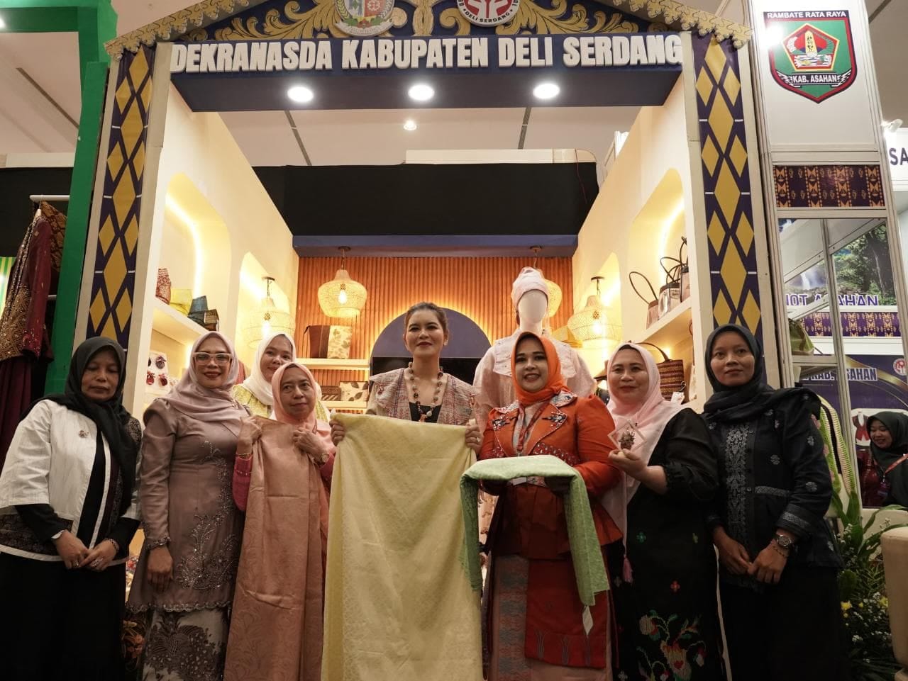 Dekranasda Deli Serdang Tampilkan Produk Lokal di Pameran Kriyanusa 2026