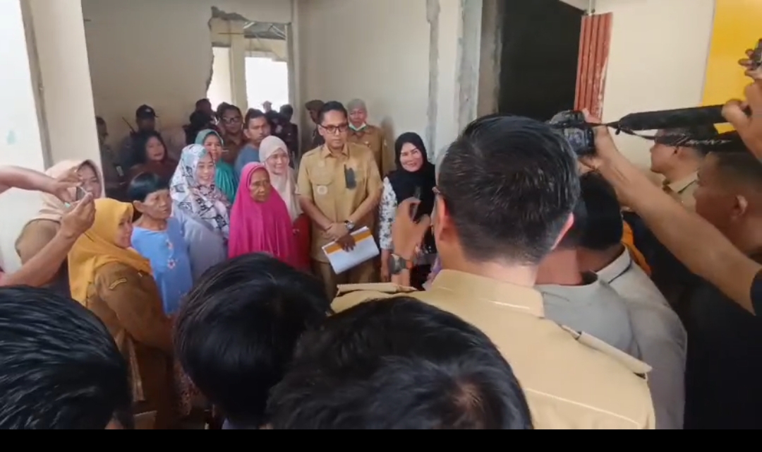 Rico Waas Pantau Progres Revitalisasi Puskesmas di Medan Helvetia