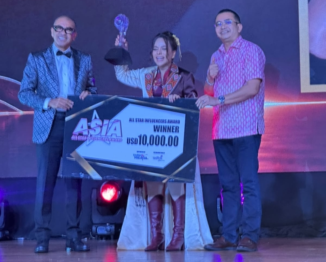 Dinda Selebgram Asal Medan Raih Juara 1 Best Influencer Asia All Star Influencer Award 2026 di Malaysia