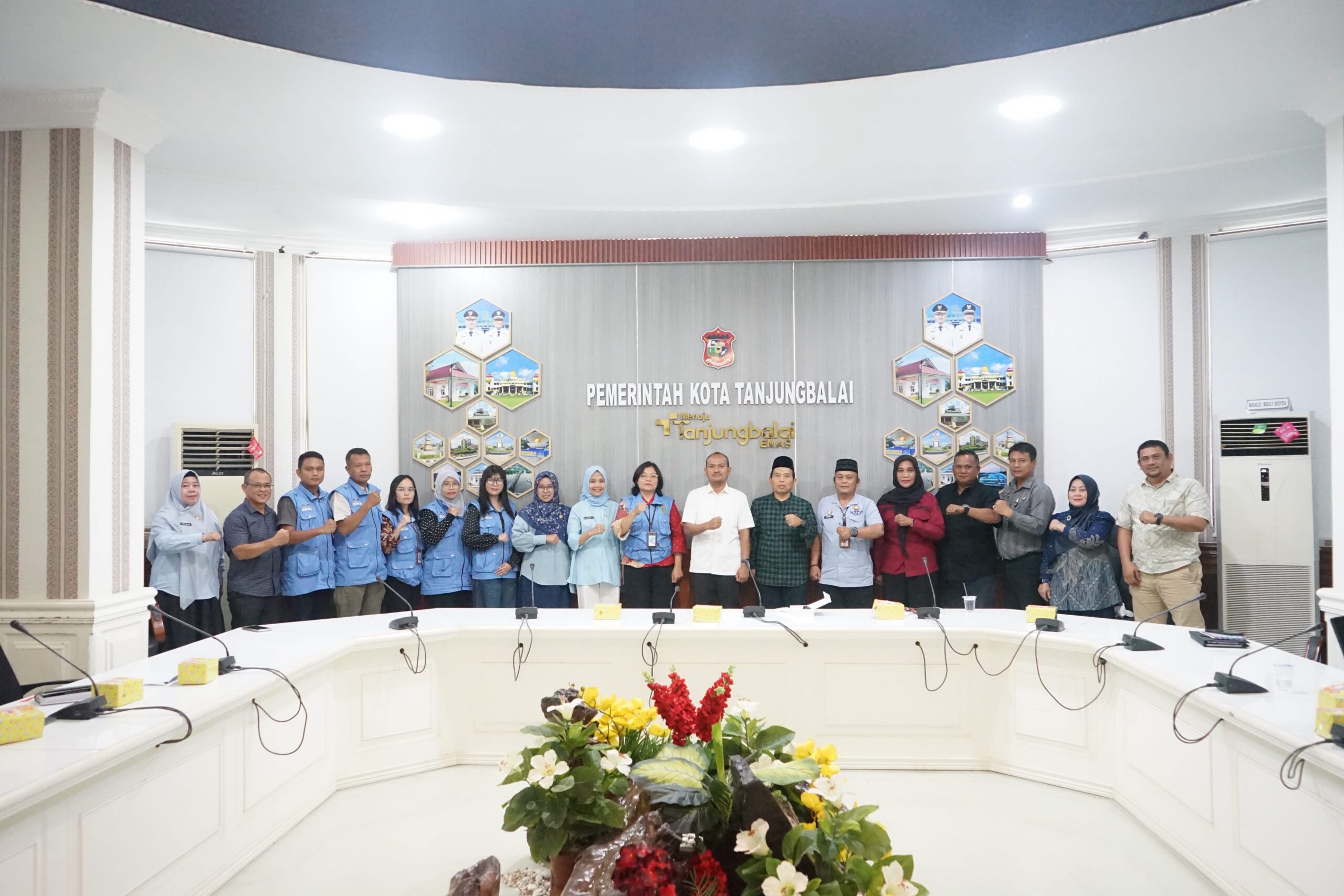 Terima Audiensi Baznas, Wali Kota Mahyaruddin Ucapkan Terimakasih Atas Kinerja dan Ajak Baznas Terus Berkontribusi Mendukung Pemko Tanjungbalai Dalam Pengentasan Kemiskinan