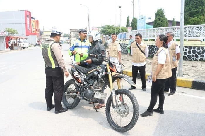 Bapenda Samosir Tingkatkan Kepatuhan Pajak Kendaraan Bermotor