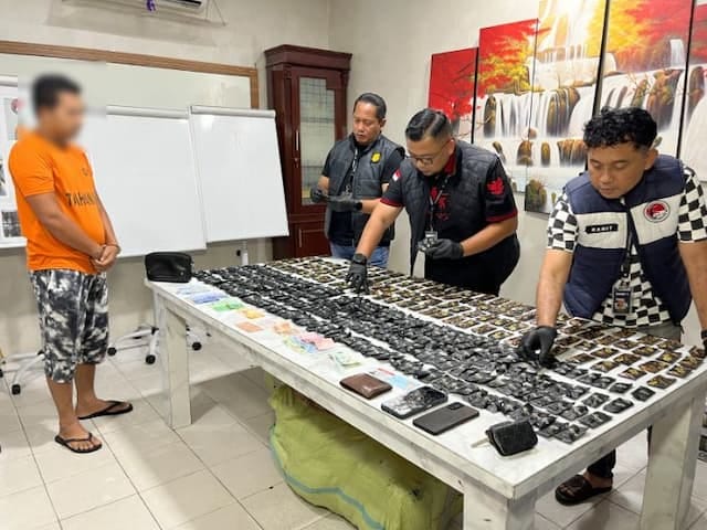 Satres Narkoba Polrestabes Medan Amankan Pengedar 450 Pod Getar