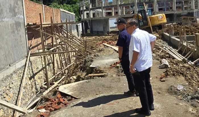 Revitalisasi SMAN Sukma Gunung Sitoli Baru Rampung Kurang dari 50 Persen