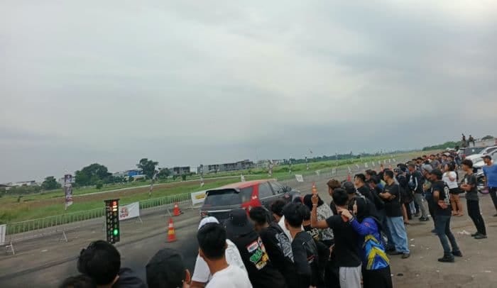 Ribuan Pebalap Ramaikan Drag Race dan Drag Bike Piala Gubsu 2026