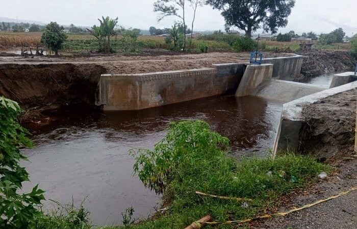 PUTR Siapkan Alat Berat Antisipasi Tanggul Patane IV Toba