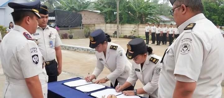 Lapas Kelas IIB Lubuk Pakam Lantik Tenaga Kesehatan dan Sematkan Kenaikan Pangkat