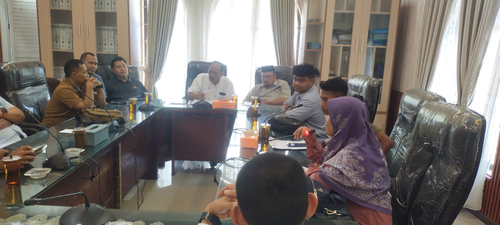 DPRD Langkat Gelar RDP Bersama PERMADA Panggil Manager PLN ULP Tanjung Pura