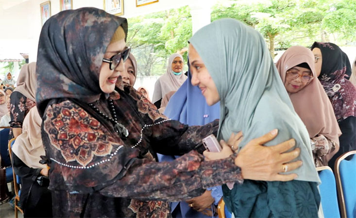 Bupati Simalungun, Apresiasi Fathin Nabilah Ikhwanuddin Nasution Tuntaskan Hafalan 40 Juz Al Qur’an